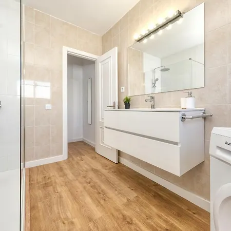 Refugio Volcanico Puerto del Carmen (Lanzarote)